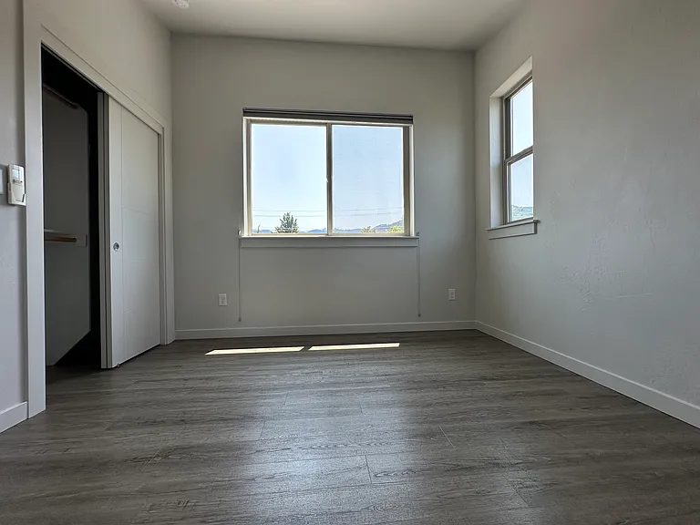 96 Dunn Cir — Photo 7