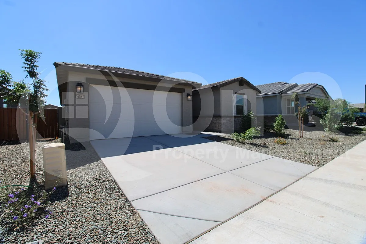Building Photo - 16067 W El Cortez Pl