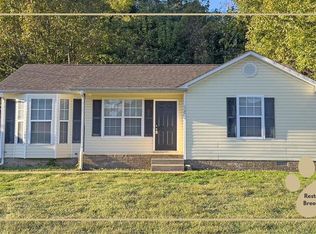 112 Grant Ave, Oak Grove, KY 42262