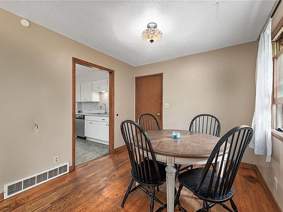 5th image of 9715 E 50th St