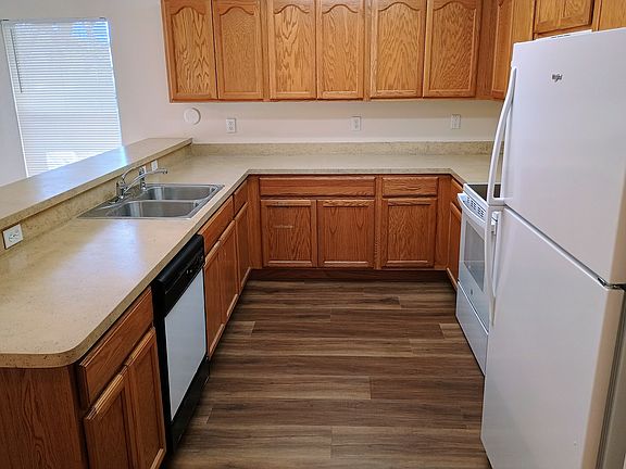 3rd image of 7408 Mead Dr