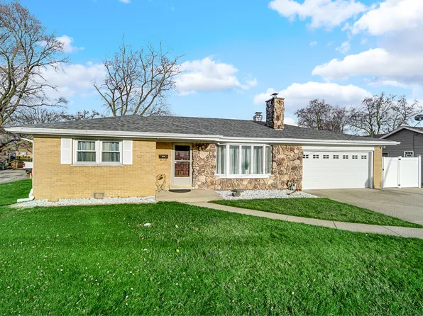 8133 Natoma Ave, Burbank, IL 60459