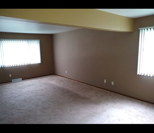 4th image of 5243 W Edgerton Ave