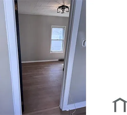 588 Summit St — Photo 14