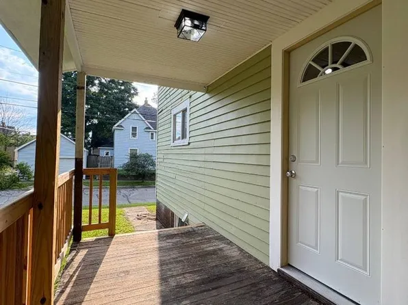 1002 Milton St, South Bend, IN 46613