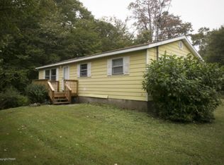 691 Main St, Gouldsboro, PA 18424