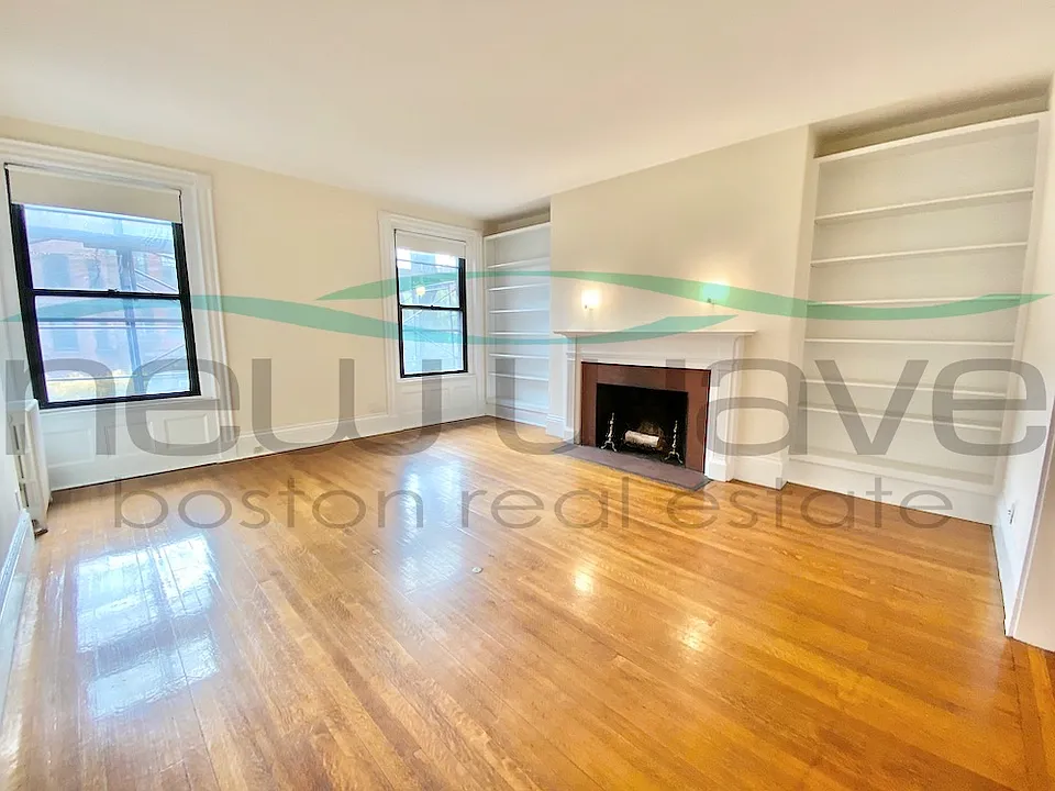 504 Beacon St #25
