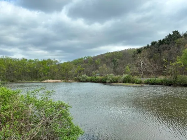 Ohio River Blvd, New Cumberland, WV 26047