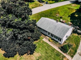 102 Kitemaug Rd, Uncasville, CT 06382