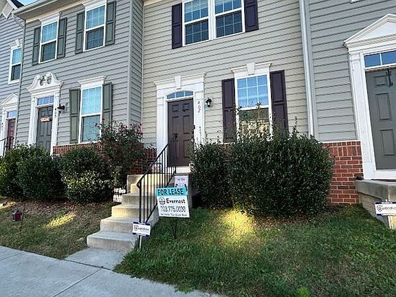 2nd image of 407 Rolling Valley Dr