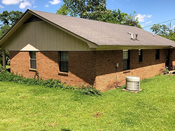 3rd image of 224 1/2 Perkins Ln