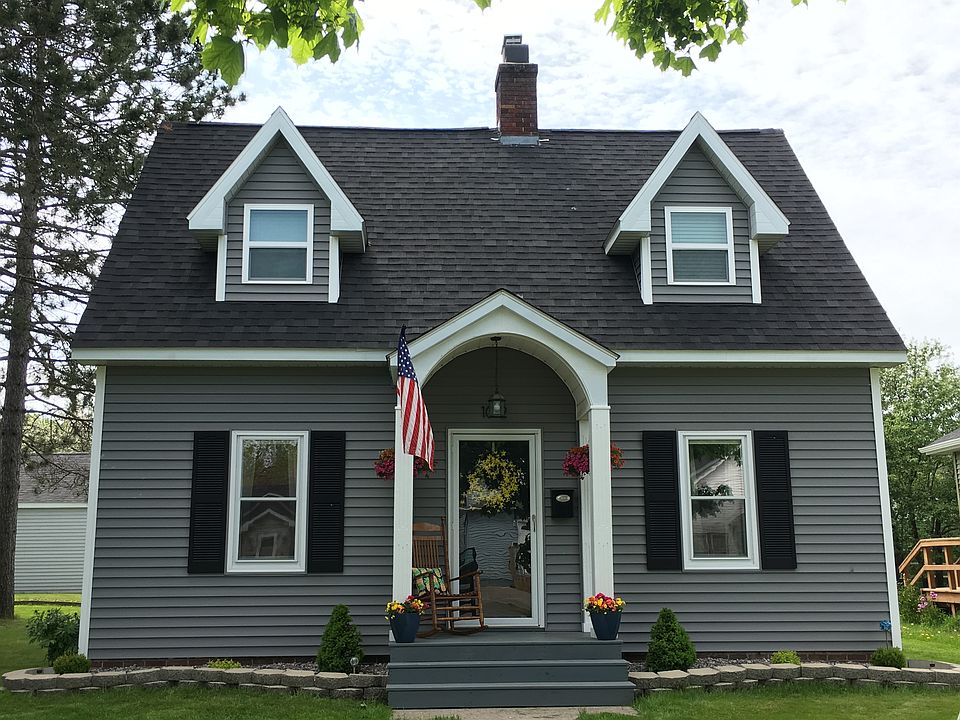 1st image of 1012 John St