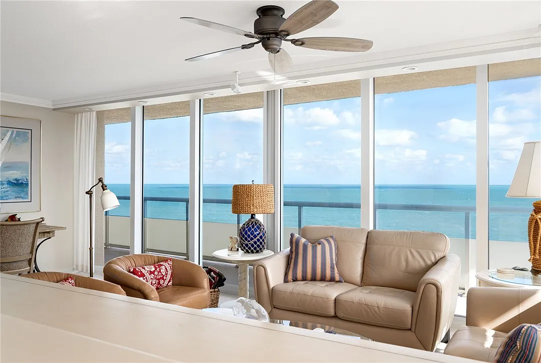 2 bed, 1112 sqft, $5,500 — Photo 4