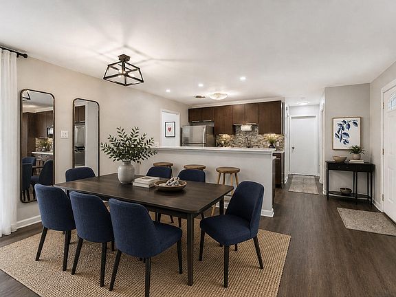 5th image of 6809 Hanover Ln