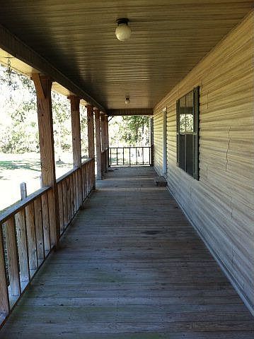 2nd image of 1911 Griffin Landing Rd