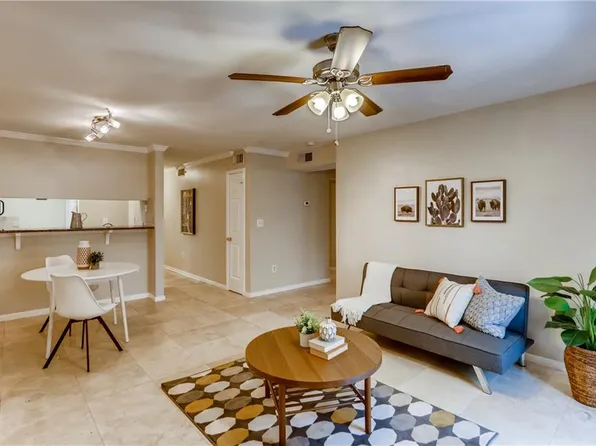 501 W 26th St APT 210, Austin, TX 78705
