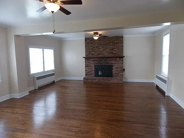 4 bed, 3706 sqft, $2,200 — Photo 3
