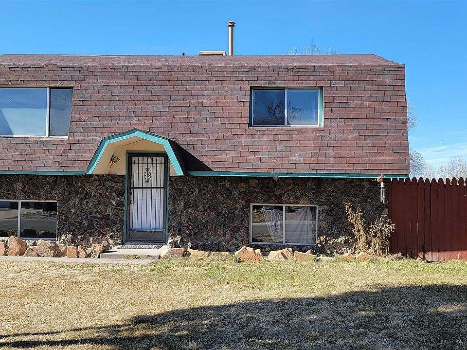 1st image of 481 Colorow Dr