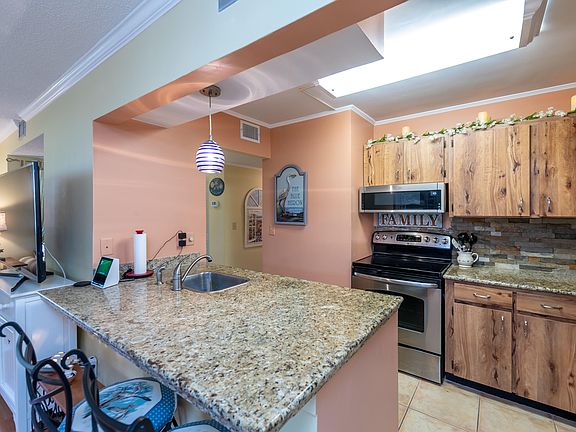2nd image of 15 Andalusia Ct