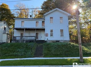 160 Barrows St, Jamestown, NY 14701