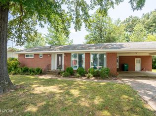 112 Dixie Ln, Jackson, TN 38301