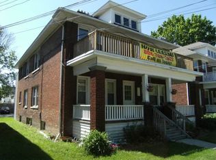 304 1/2 S Holmes St, Lansing, MI 48912