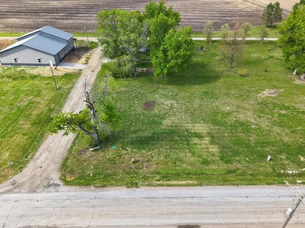 1101 Lincoln Ave, Pacific Junction, IA 51561
