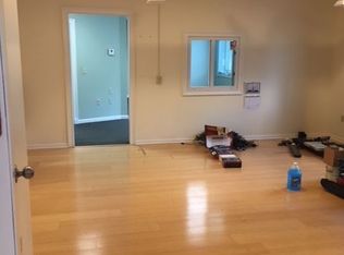 93 Elm St APT E, Old Saybrook, CT 06475