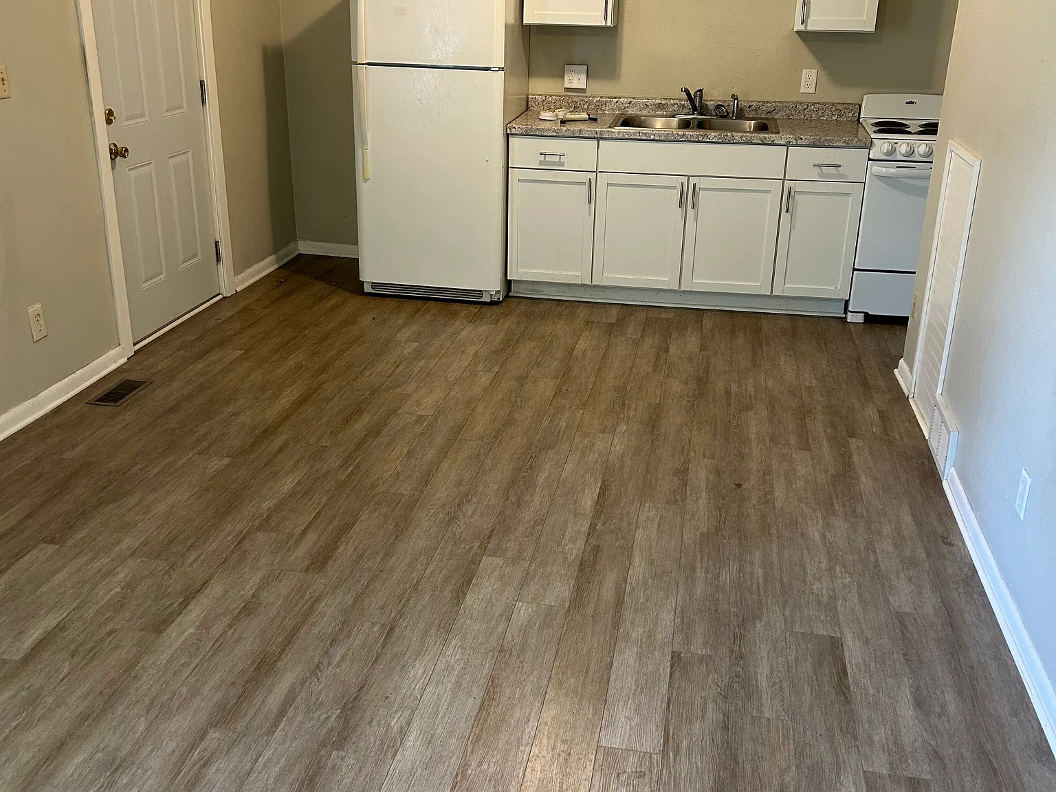 1 bed, 500 sqft, $600 — Photo 2