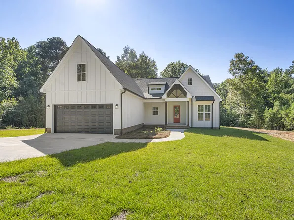 311 Newcastle Rd, Greenwood, SC 29649