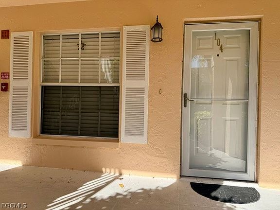 2nd image of 773 Wiggins Lake Dr APT 104