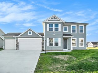 3081 Procyon Ct, Winona Lake, IN 46590