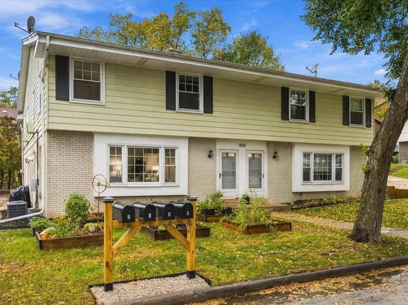 969 N 123rd STREET, Wauwatosa, WI 53226