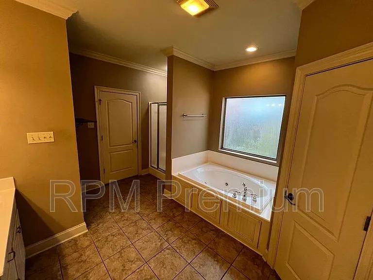 3995 Water Oak Dr — Photo 14