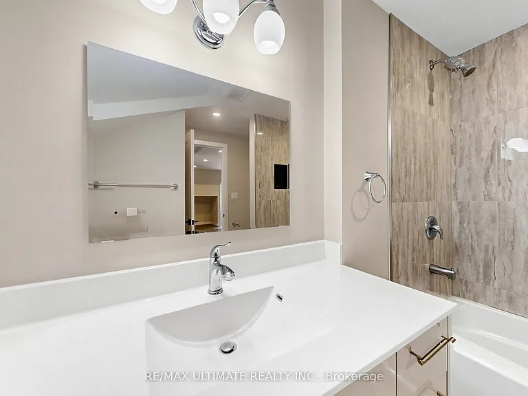 10 Warbeck Pl #UPPER — Photo 9