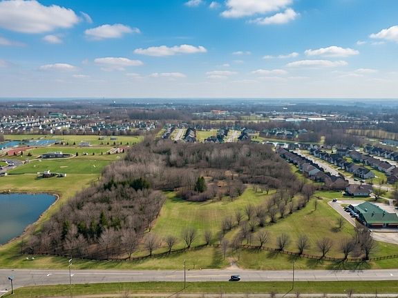 2nd image of 15055 Gray Rd