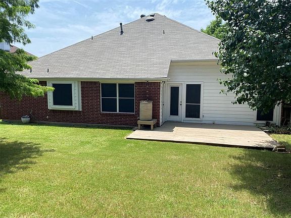 2nd image of 1703 Copper Leaf Dr