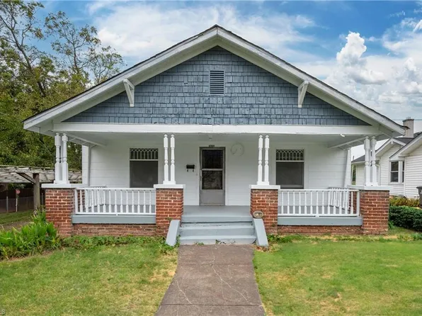 2364 Greenway Ave, Winston Salem, NC 27105
