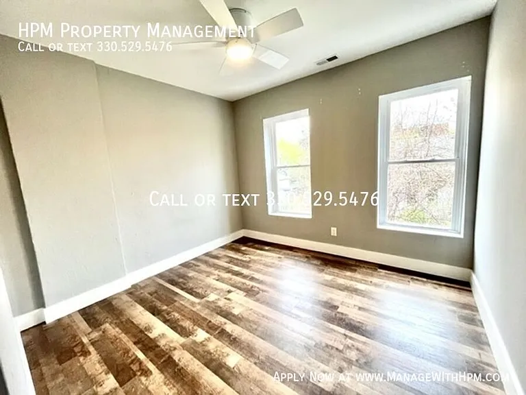 2179 W 11th St #2 — Photo 3