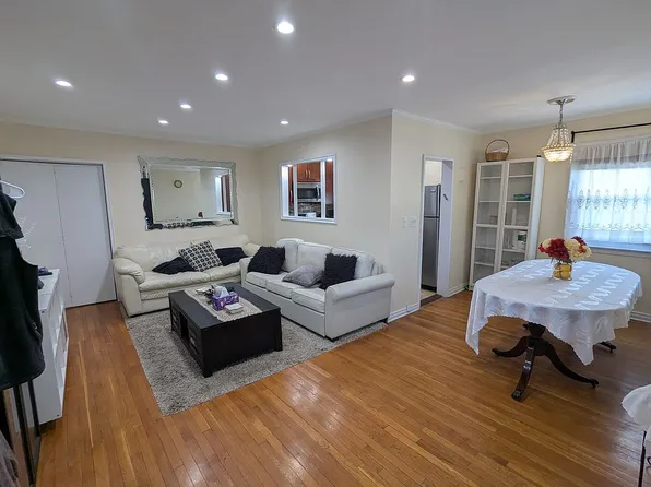 196-26 Pompeii Ave #1B, Hollis, NY 11423