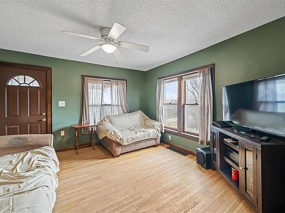 5th image of 100 N 94th St