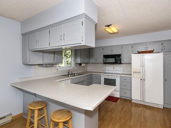 3rd image of 21399 Healy Ave N