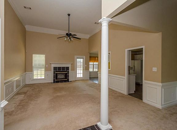 4th image of 4092 Eagle Nest Dr