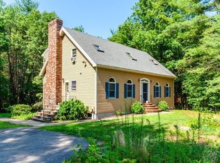 8 Heath Brook Rd, Merrimac, MA 01860