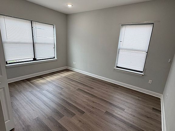 5th image of 215 Rosa Parks Blvd #202
