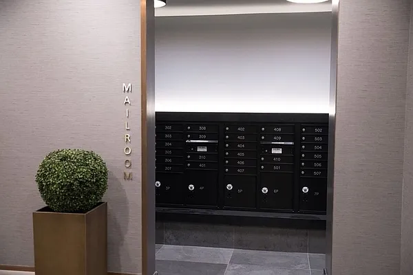 Rented by Tapiro Realty | media 12