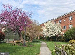 1630 W Abingdon Dr APT 201, Alexandria, VA 22314