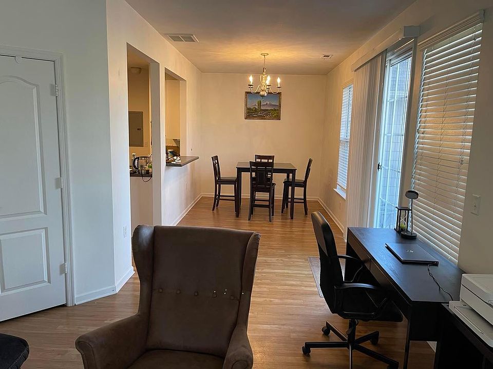 1st image of 1152 Farrcroft Way #1152