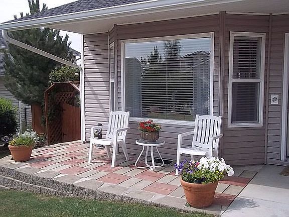 2nd image of 1955 NW Canyon View Dr