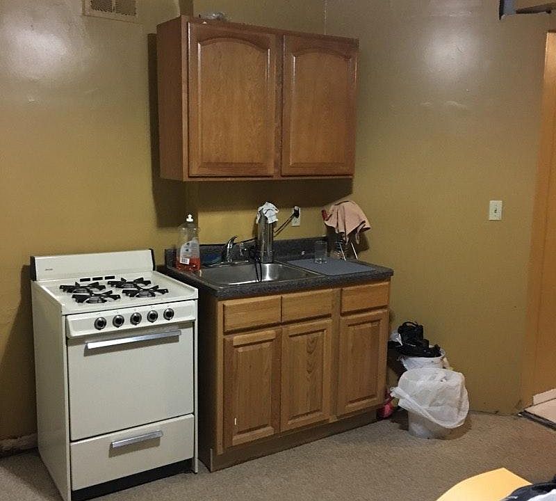 2nd image of 3807 Dyre Ave #3